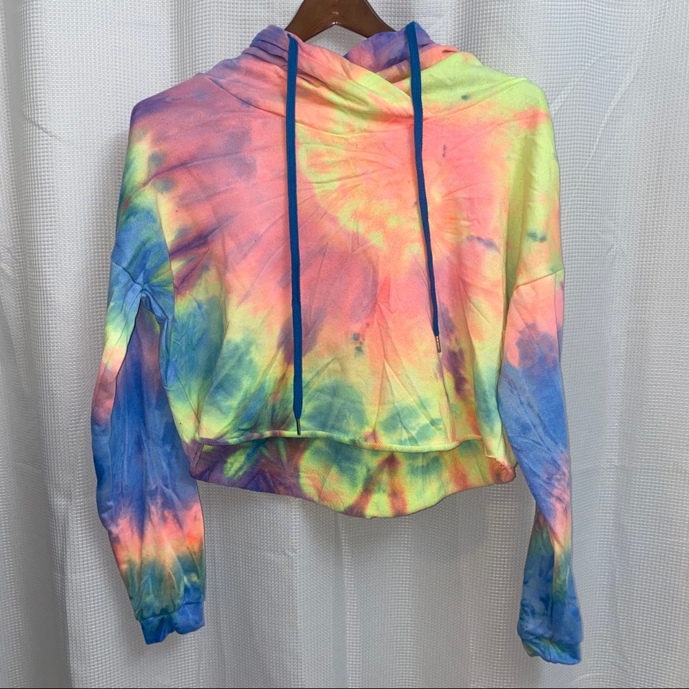 Rue 21 Cropped tie-dye hoodie
